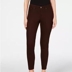 SOHO Skinny Jean's Size 6